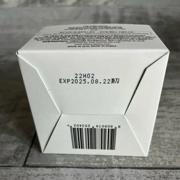 The Pure Lotus Bundle of 3 - Picture 3 of 5